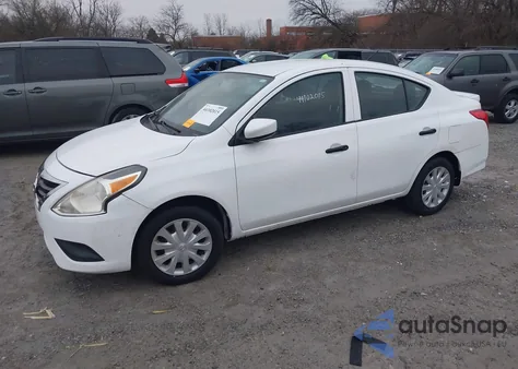 2018 Nissan Versa 1.6 S+ из США, поврежденный, VIN 3N1CN7AP2JL843305